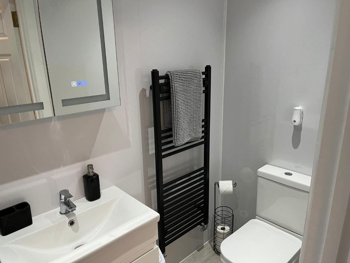 בורנמות' Marques Sands Hotel מראה חיצוני תמונה